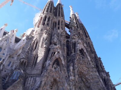 Sagrada Familia Barcelona Spania cu Terra Incognita