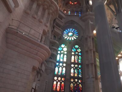 Sagrada Familia Barcelona Spania cu Terra Incognita