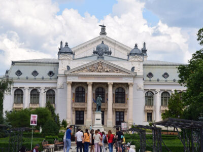 Iasi cu Terra Incognita