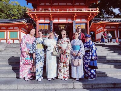 Prietenii, Japonia și cultorile toamnei7